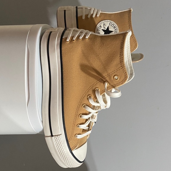 Converse Shoes - Converse Women's Chuck Taylor All Star Lift Platform Crafted Laces.